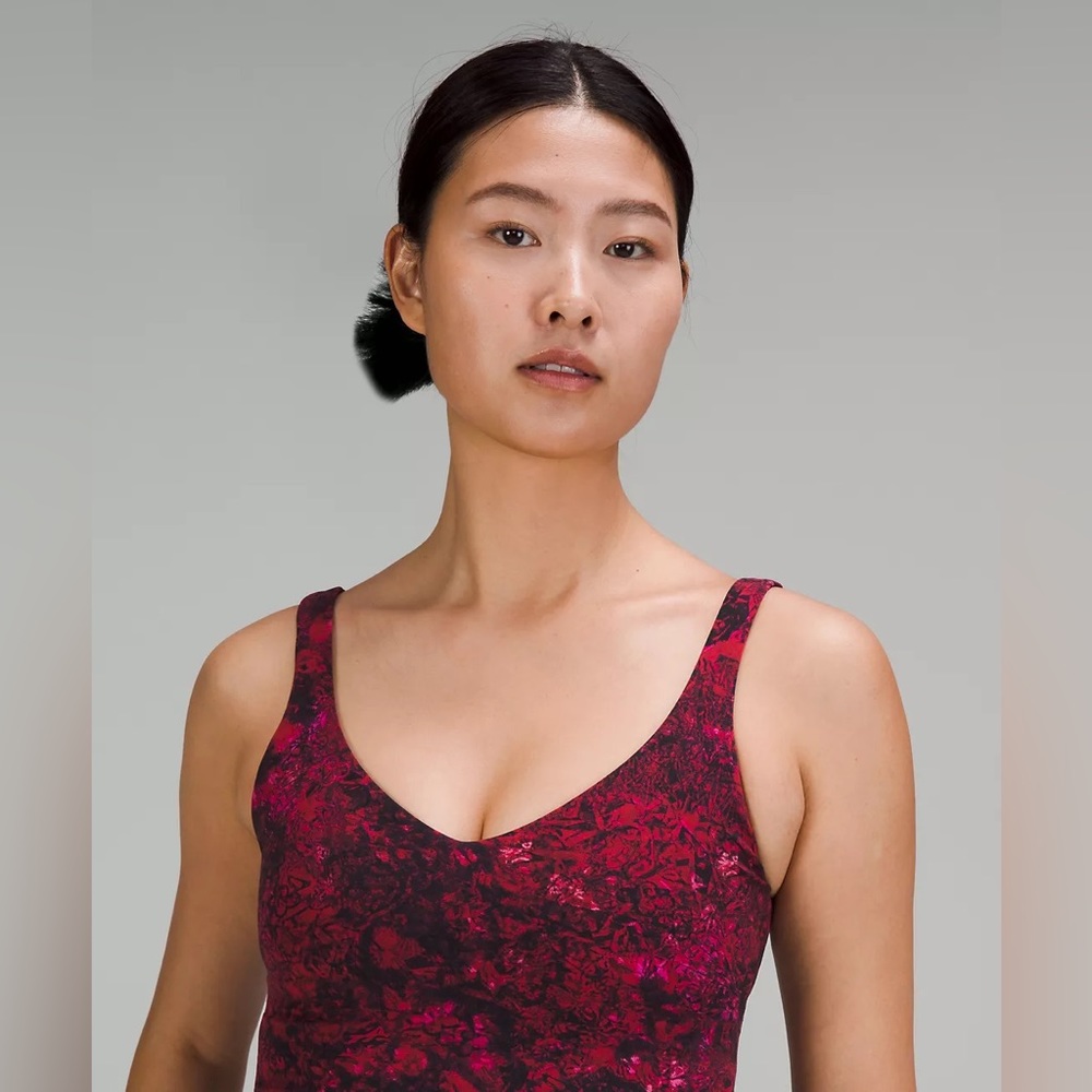 NWT Lululemon 2023 LNY align tank special edition - Picture 2 of 6